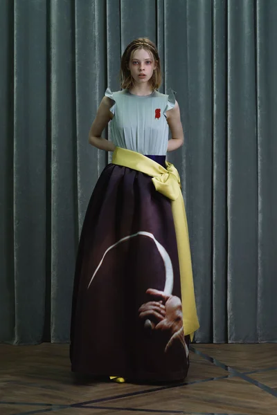 Look 29